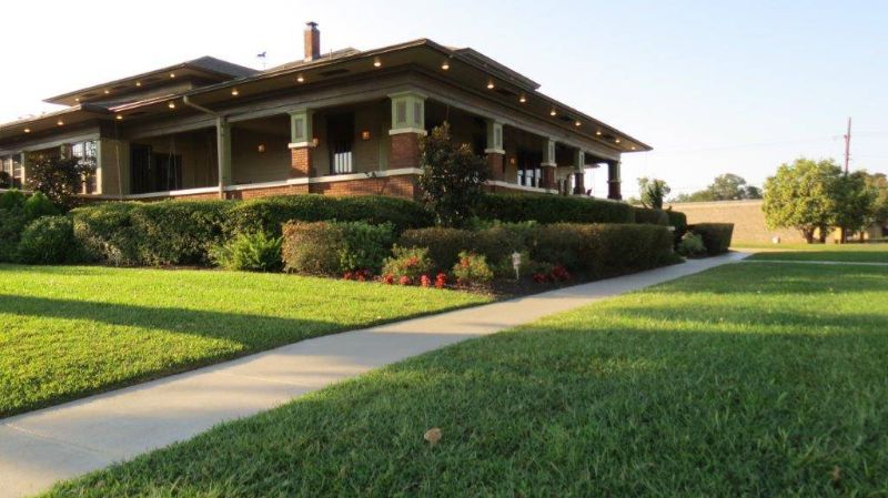 Number One Lawn Service and Landscaping in Beaumont Texas